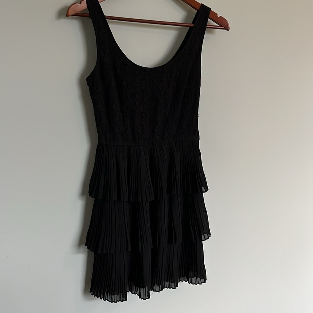 Dynamite Black Crochet Lace Overlay and Layered Skirt Sleeveless Dress Size XS